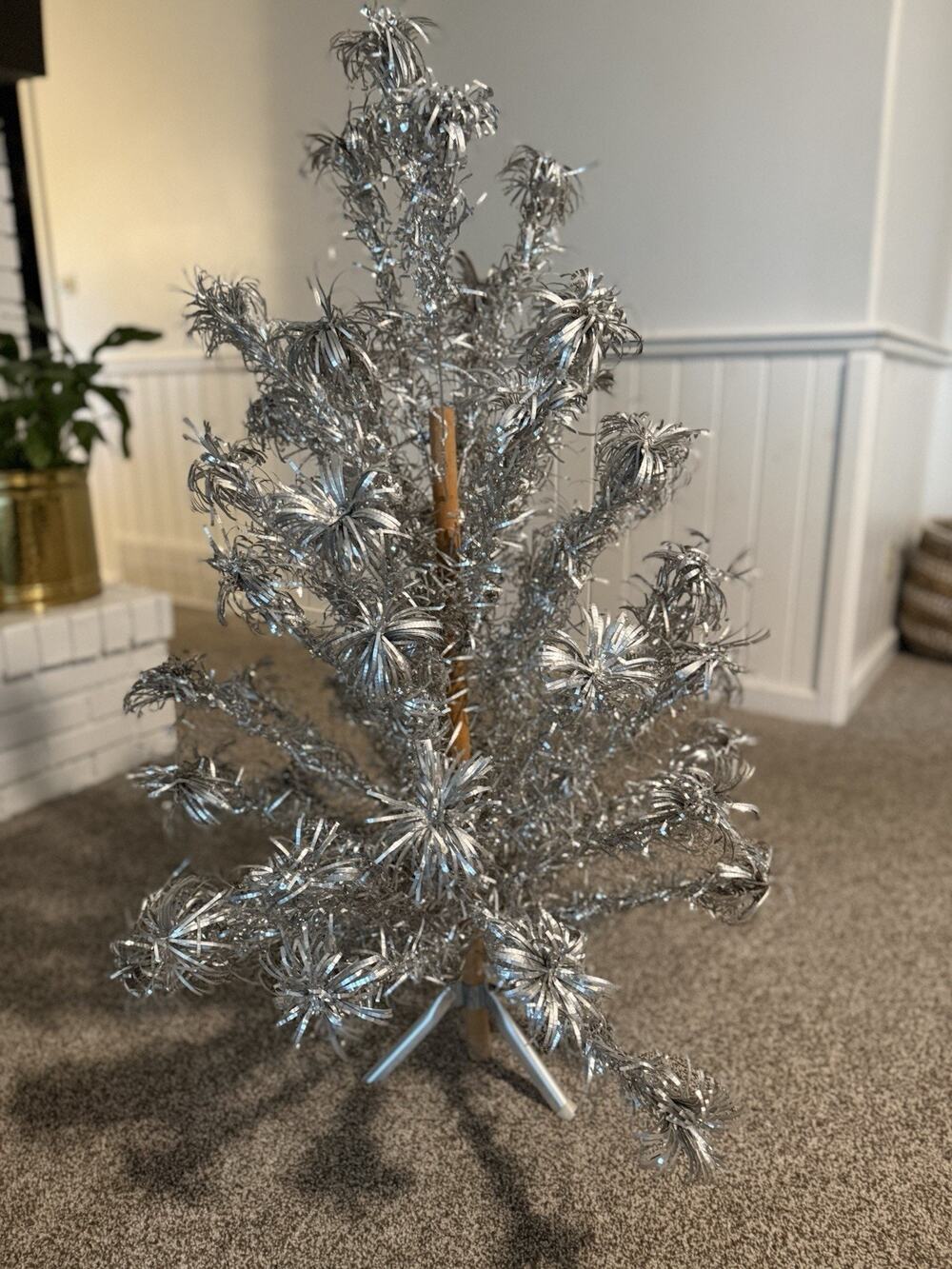 Vintage Aluminum Pom Pom 4 ft Christmas Tree with Original Parts/ 52 Branches